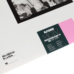 Ilford papier Multigrade RC Brillant 24x30cm_1