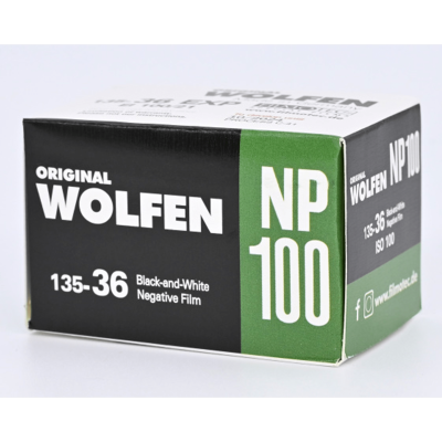 Pellicule Wolfen NP100 noir...