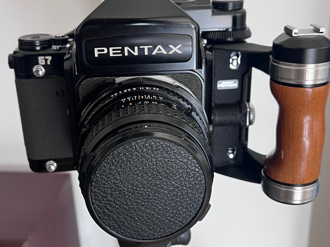 PENTAX 67 + 105 /2,4